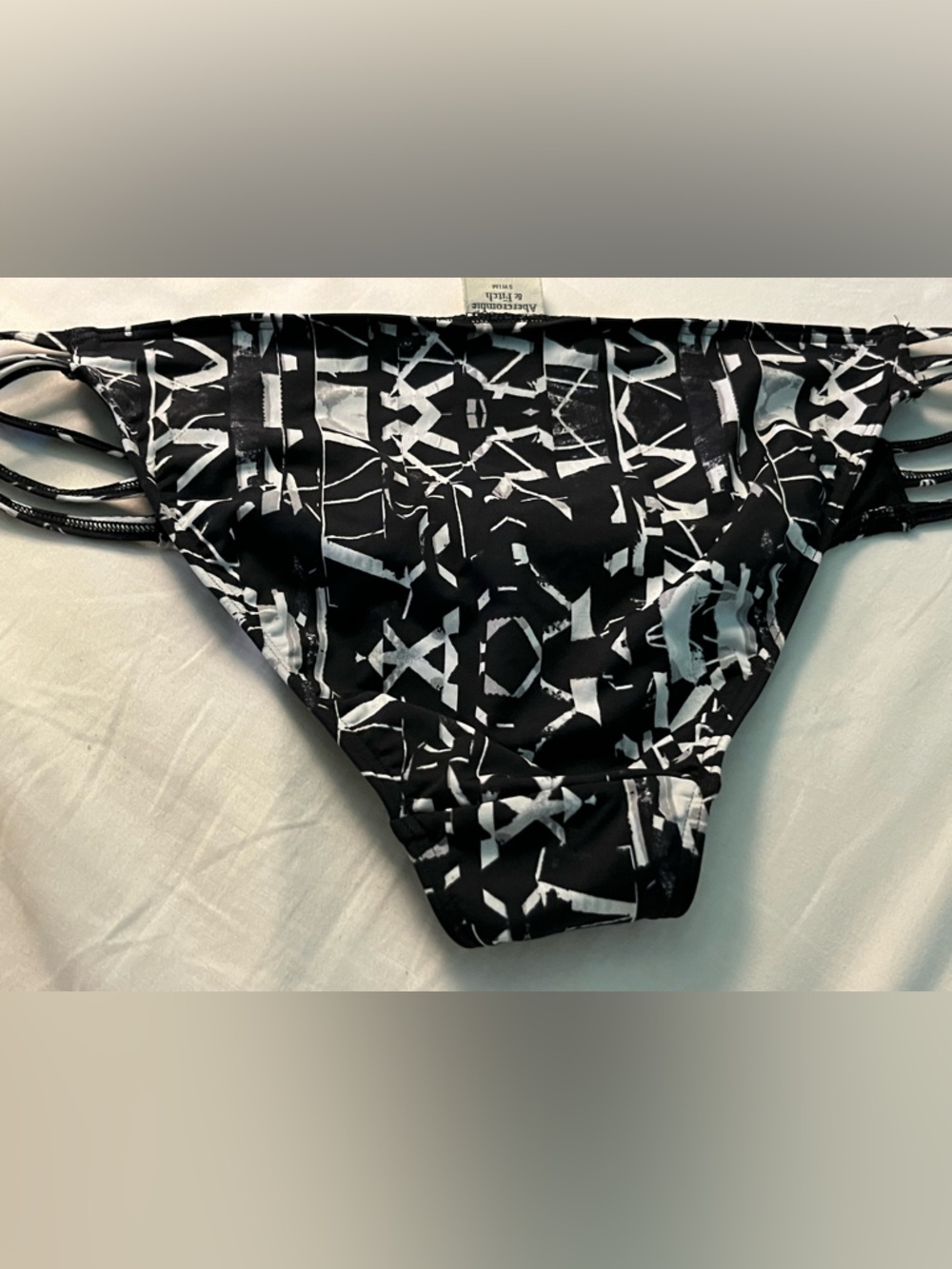 Abercrombie & Fitch Black and White Bikini Bottoms M